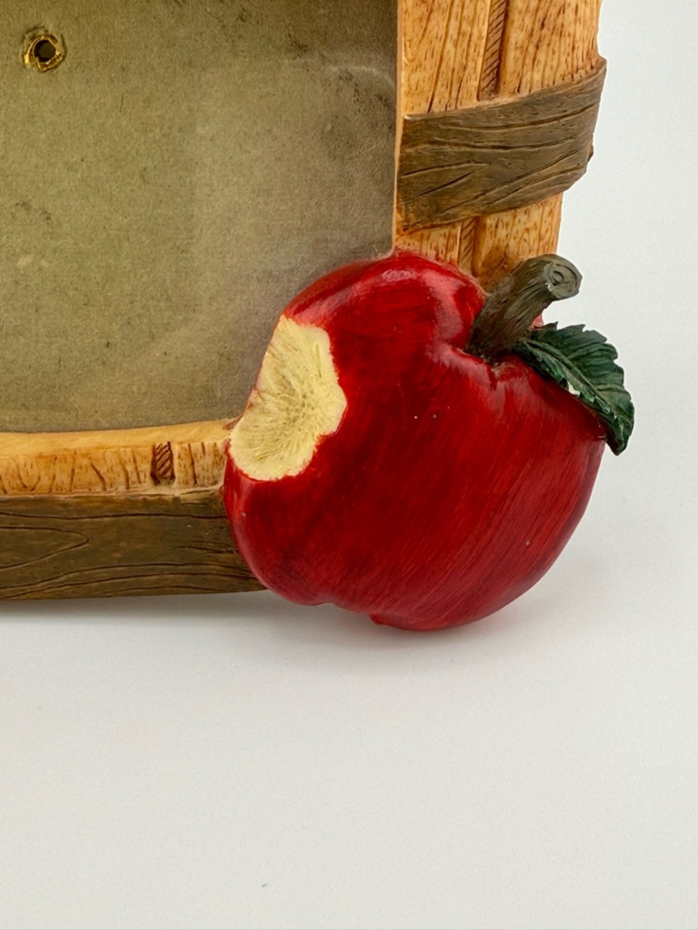 Photo Frame Apple Basket With Mouse Country Farmhouse Rustic  Kitchen Decor - Picture 14 of 14